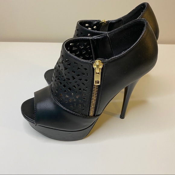 🚫SOLD🚫 Black Qupid Perforated Peep Toe High Heel - Picture 3 of 6